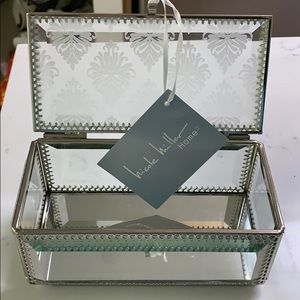 Nicole Miller accessory box